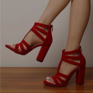 BRAND NEW FAUX SUEDE ZIPPER BACK CHUNKY HEELED GLADIATOR SANDALS